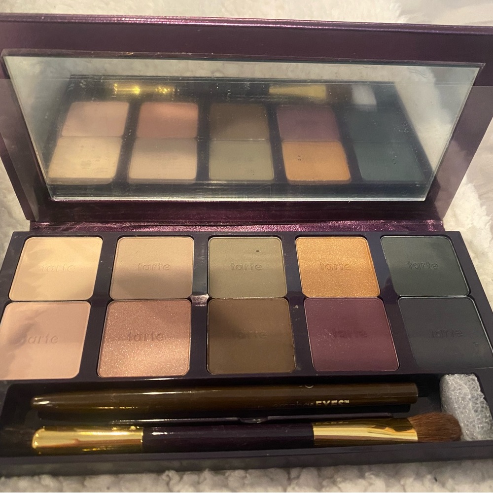 Tarte neutralEyes: Colored Amazonian Clay Eye Palette